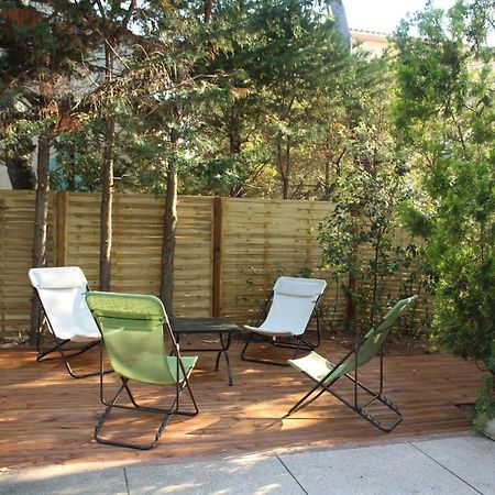 La Maison Blanche Bed & Breakfast Saint Aygulf Exterior photo
