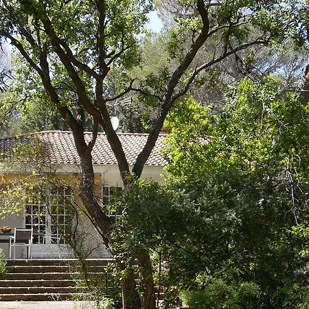La Maison Blanche Bed & Breakfast Saint Aygulf Exterior photo